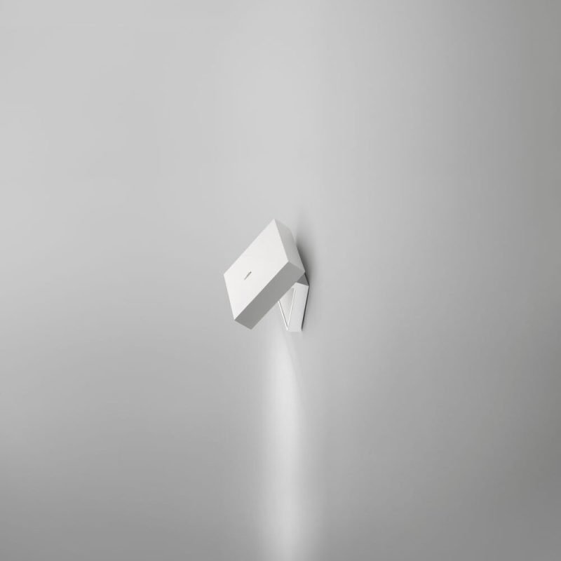 lampara-alpha-vibia-pared-