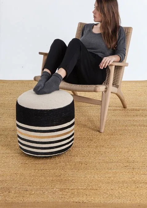 Pouf-Nanimarquina-kilim-marcos-catalán Pouf-Nanimarquina-kilim-marcos-catalán