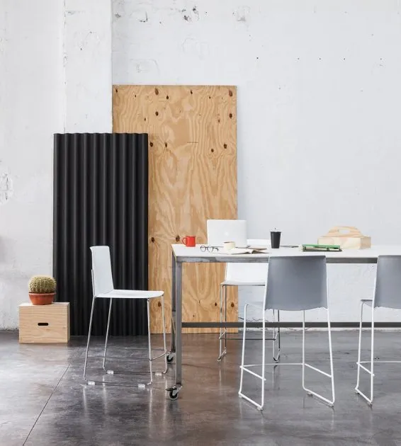 Ema-Stool-Taburete-Enea Ema-Stool-Taburete-Enea