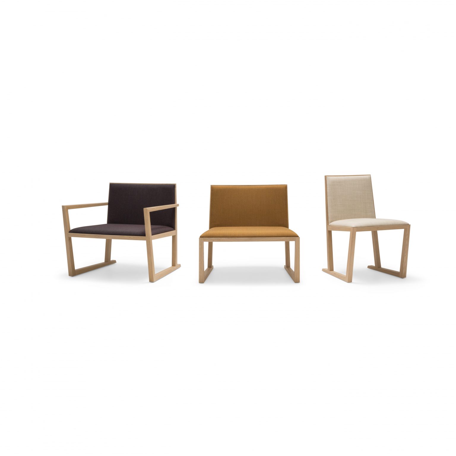 serena-lounge-chair-andreu-world-15-1536x1536