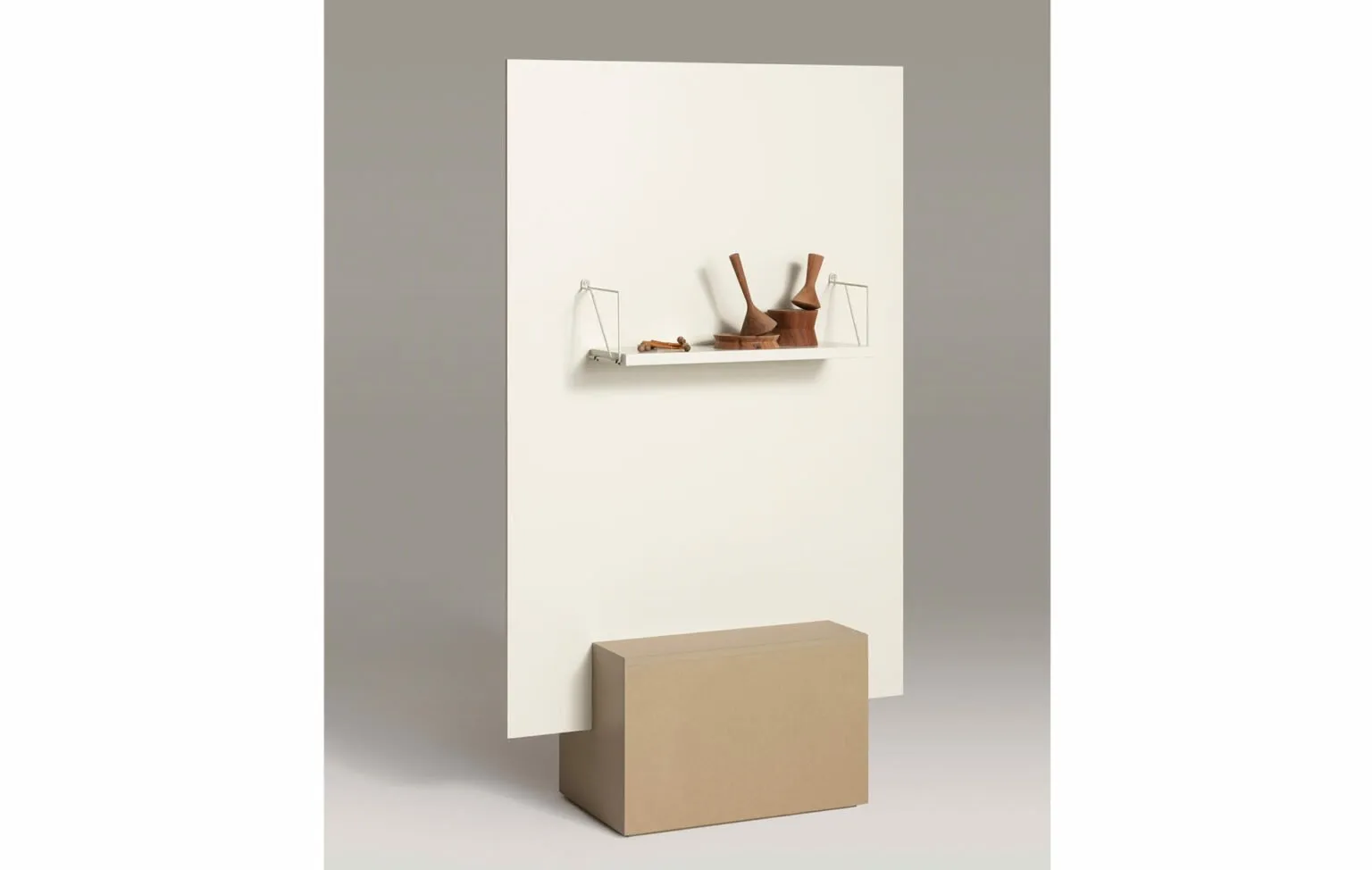 Mobles114-Tria-Shelf-carrousel-living-03-1536x974