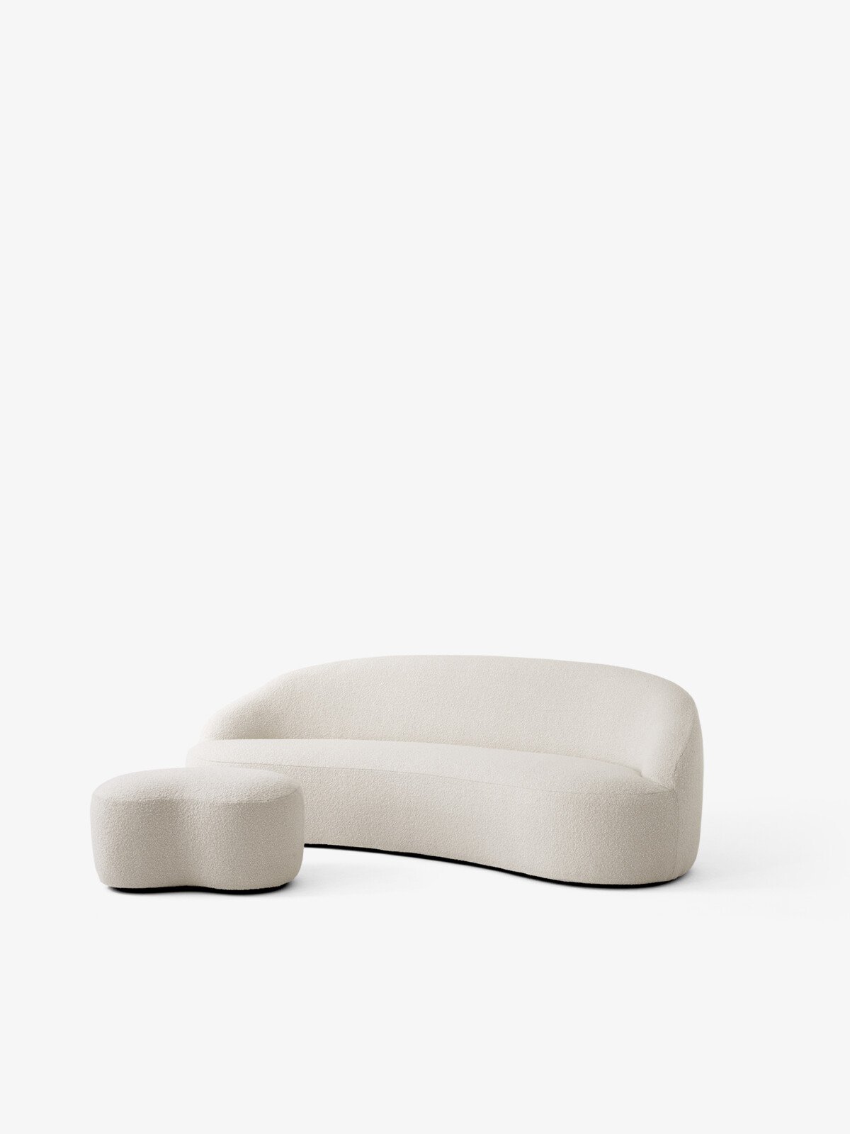 Margas-3-Seater-LC4_Black-Base-w.-Karakorum-001_Family-1200x1600